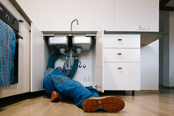 Professional Emergency Plumber technician working in Bremen, OH